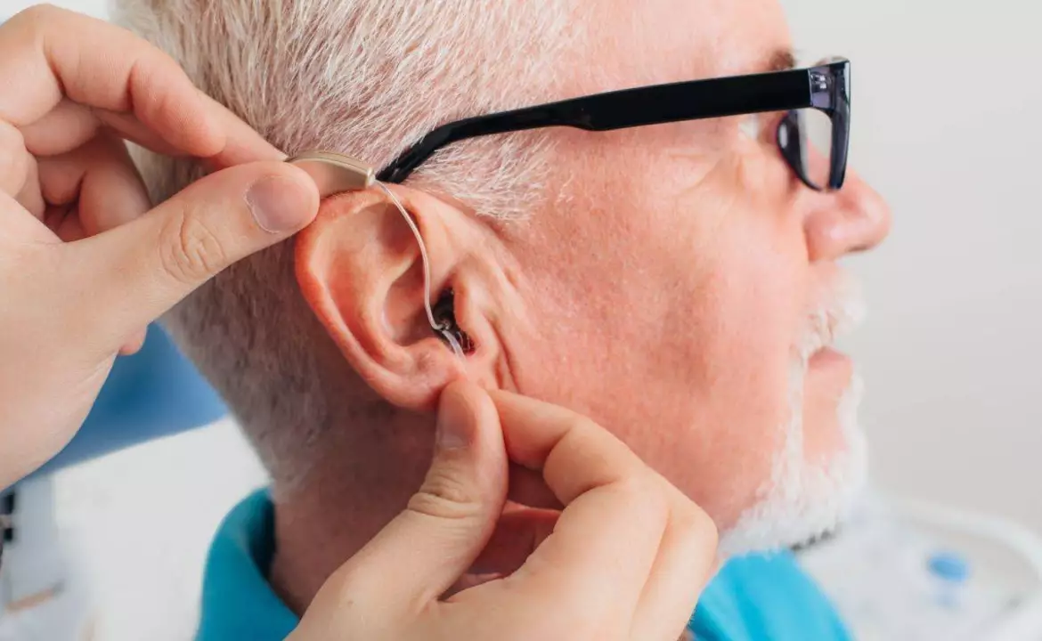 hallókészülék próbahordás