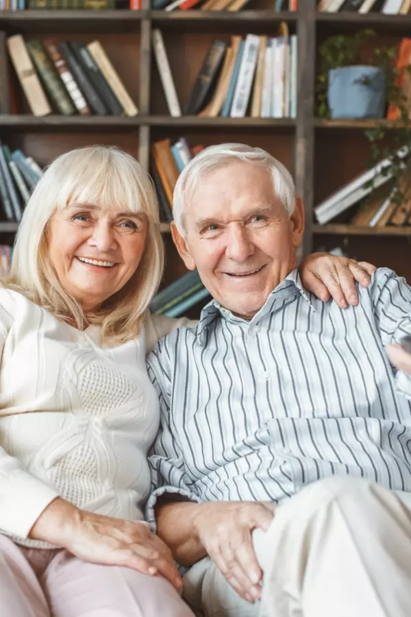 KORAI FELISMERÉS ÉS BEAVATKOZÁS KORAI FELISMERÉS ÉS BEAVATKOZÁS